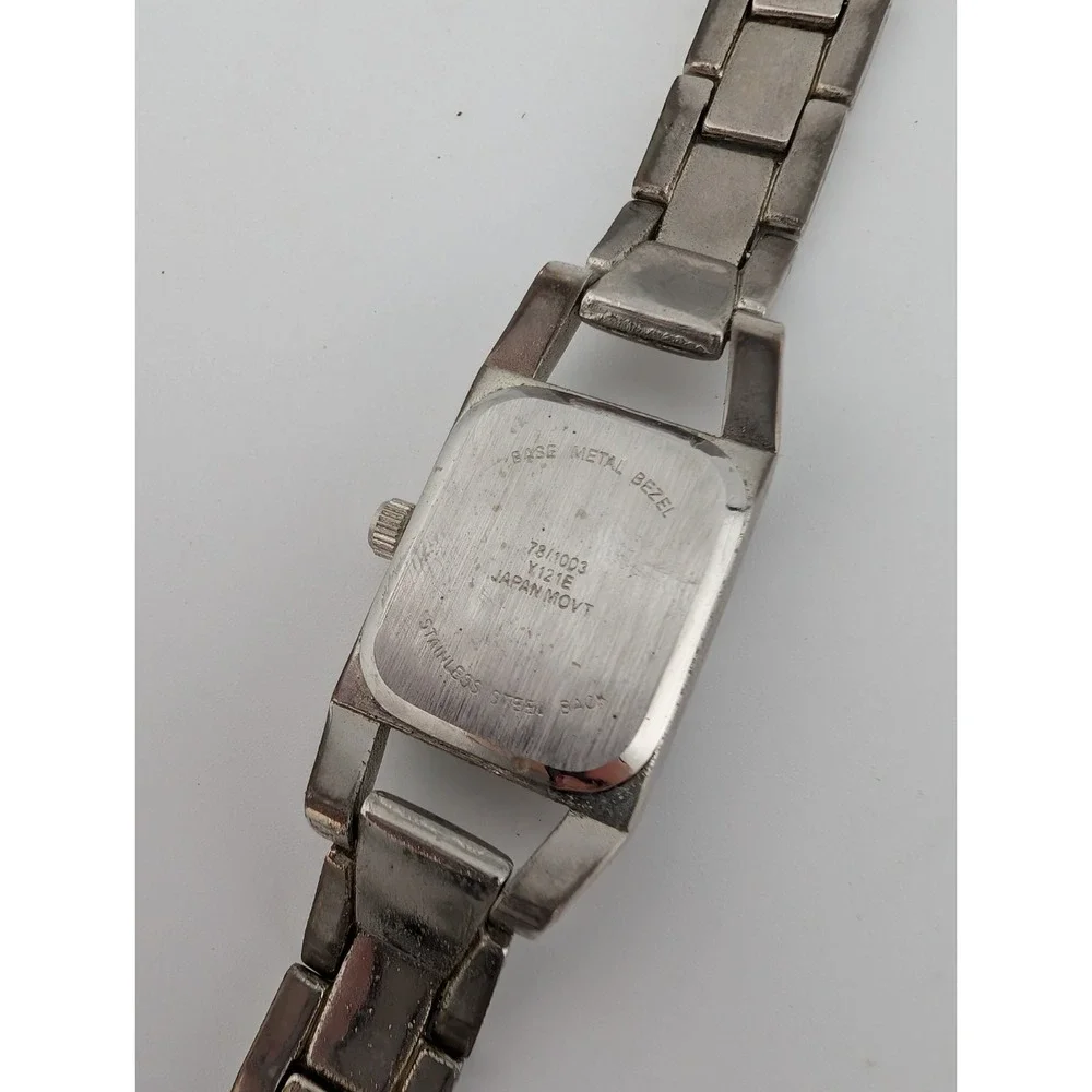 Time & Tru Tank Watch Women 20mm Silver Case 7